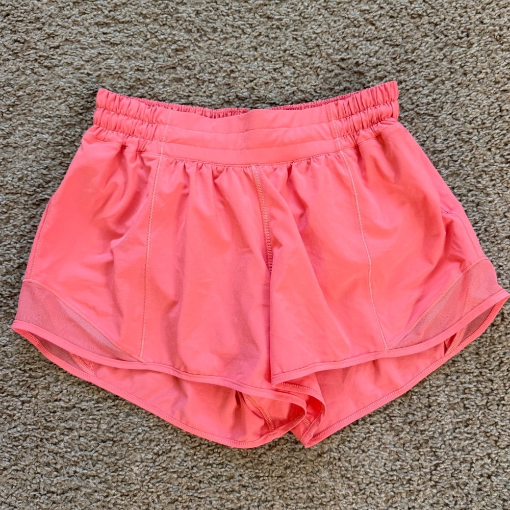 Lululemon Womens Hotty Hot Short Pink Coral LW7AVGT Size 6 4" lined